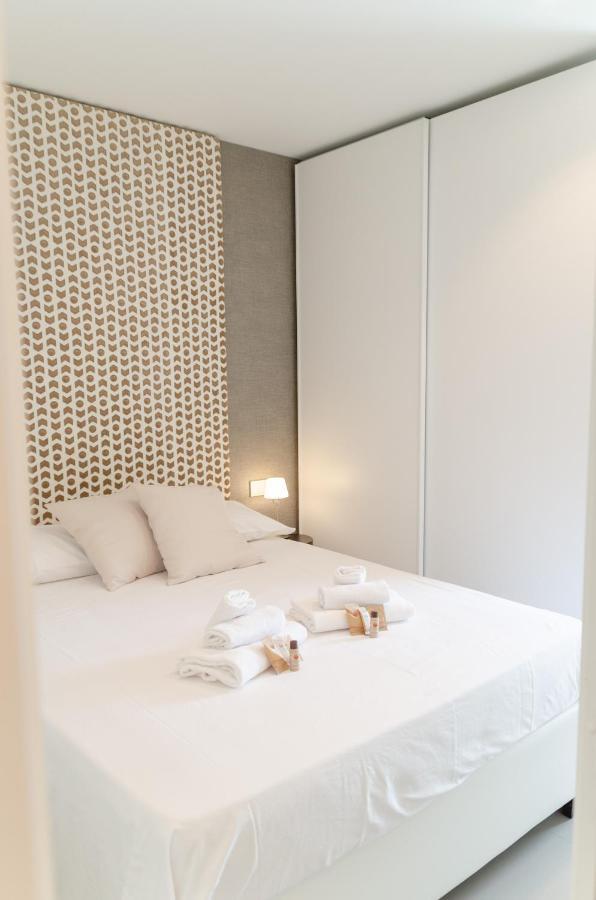 폴리나노 아마레 Apulialux Seaview Prestige Apt / Jacuzzi + Parking 아파트 외부 사진